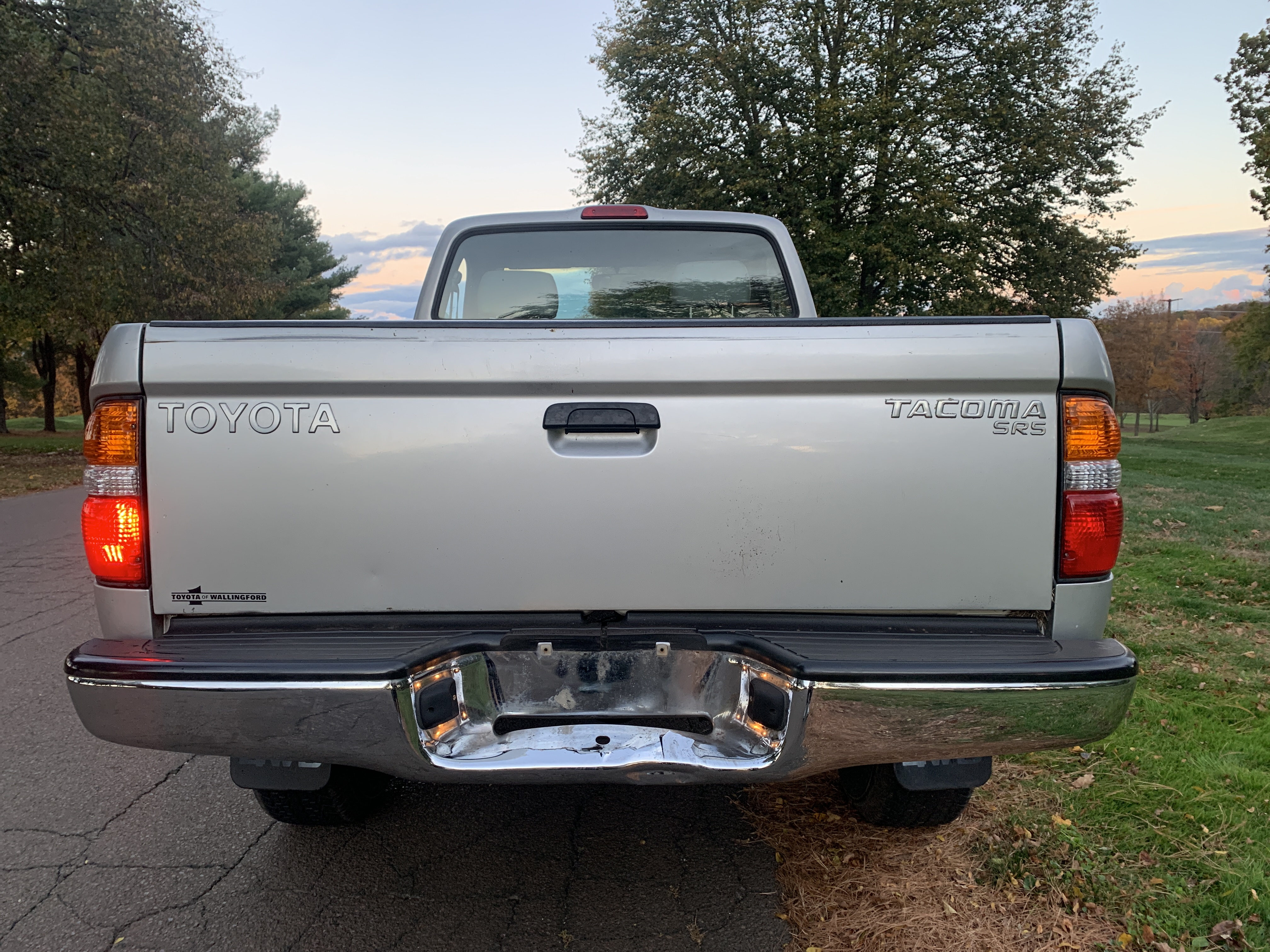 2004 Toyota Tacoma SR5 4x4 Pickup — photo 11